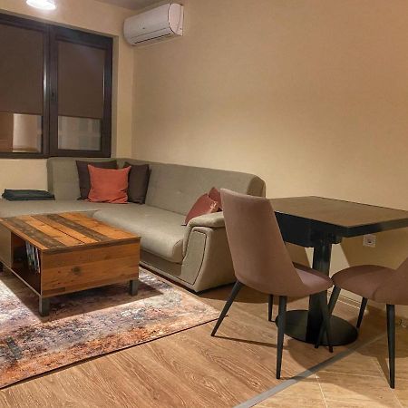 Stylish Urban Apart New 2021 Close To The Beach Varna Exteriér fotografie